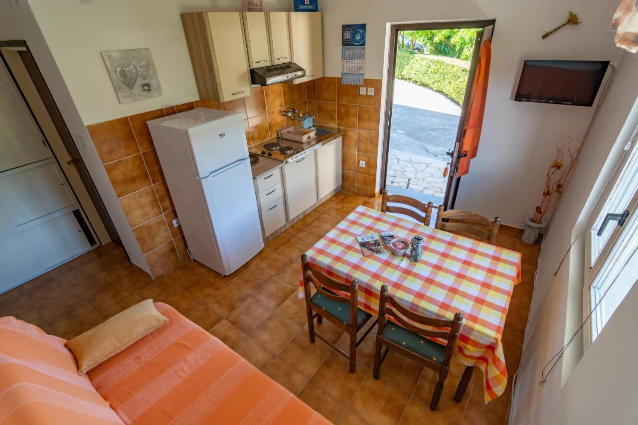 Apartment Dumicic 1 Mundanije Ngoại thất bức ảnh